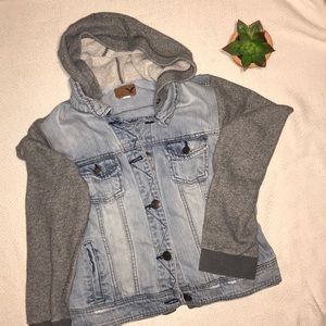 American Eagle Denim Jacket Size L